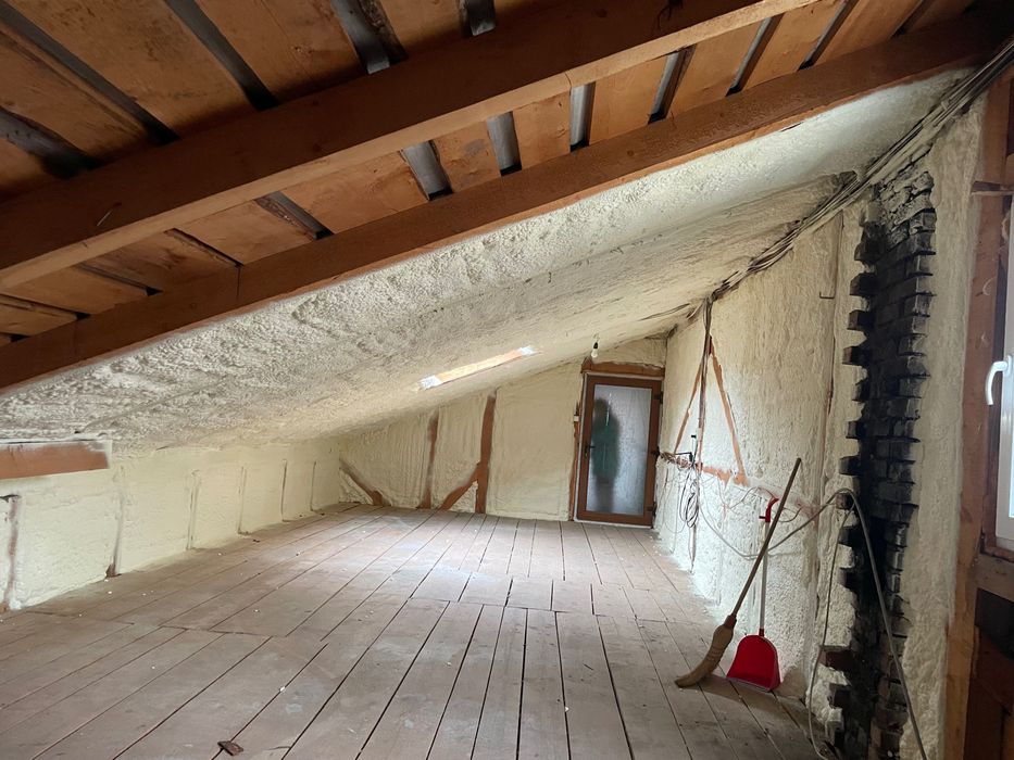 Izolatii cu spuma poliuretanica