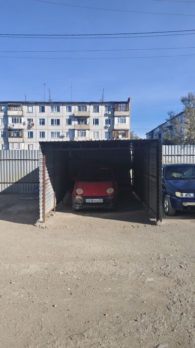 Продам навес для автолюбиля