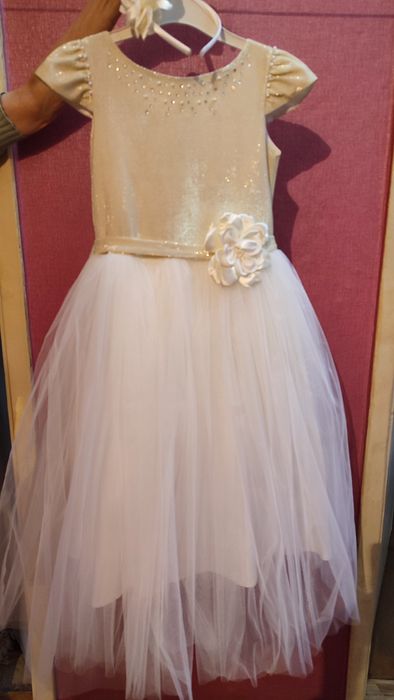 Праздничное платье для девочки