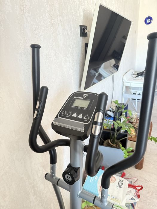 Элиптический  тренажер