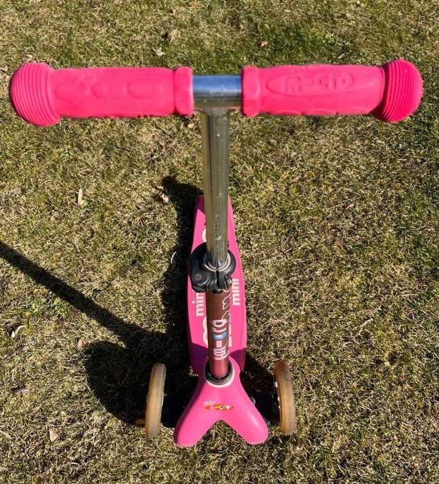 Vand trotineta micro mini deluxe pink