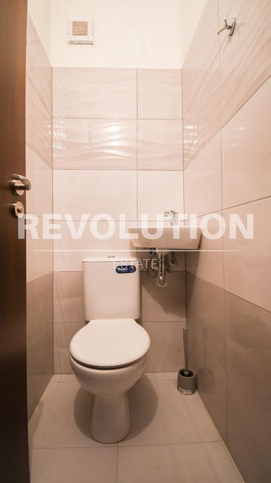 Дава се под наем Тристаен апартамент в София, Младост 2 - 95 кв.м за 850 € - Снимка #11