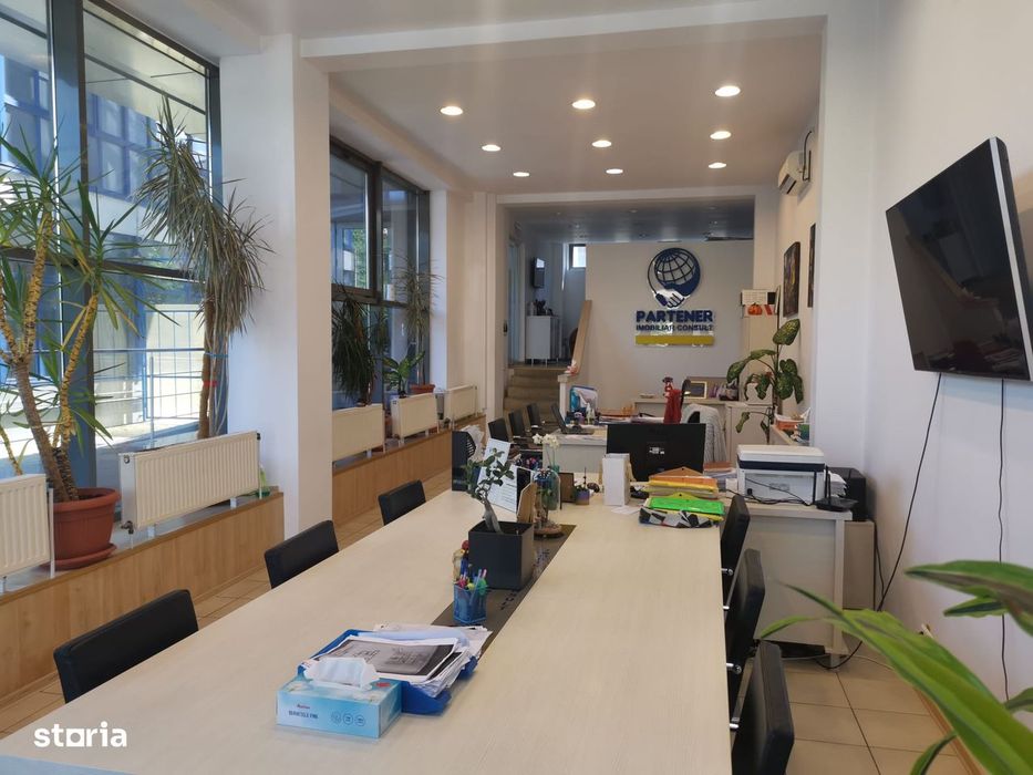 Spatiu comercial, 100 mp, Central, parter, finisaje moderne