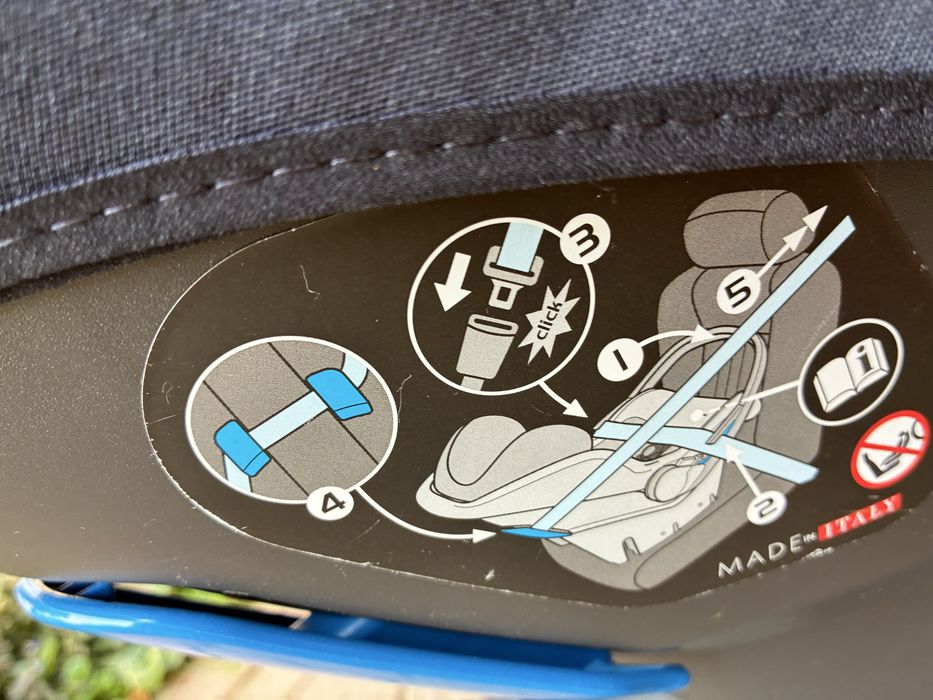 Scaun scoica bebe cu isofix