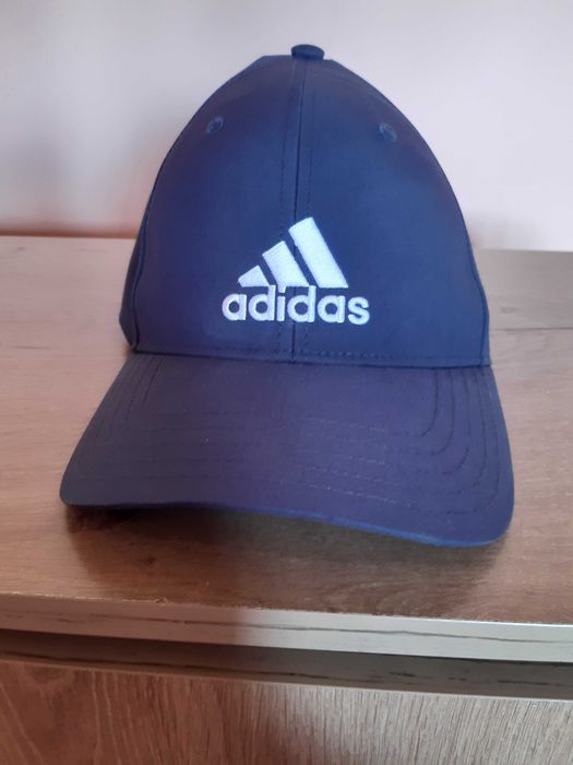 Шапка (оригинална) ADIDAS, мъжка, чисто нова