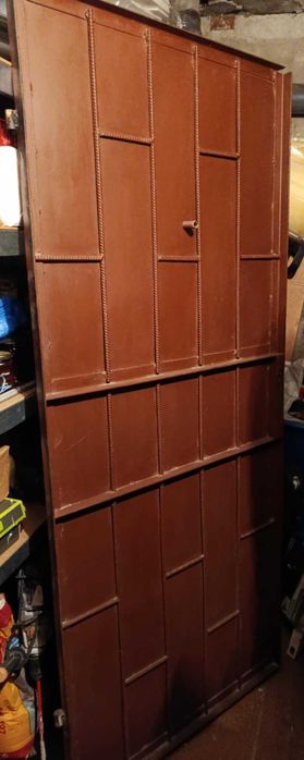 Метална входна врата