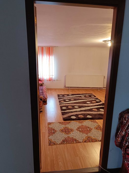 Camera de închiriat vila