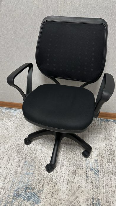 Компьютерное кресло