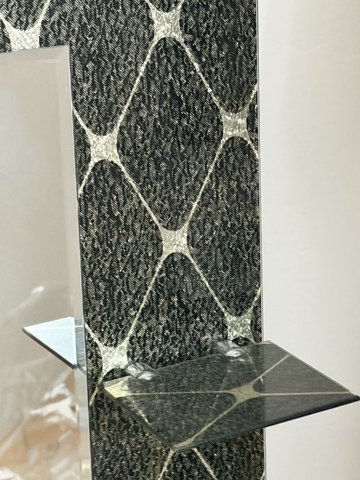 Зеркало для ванны с полками