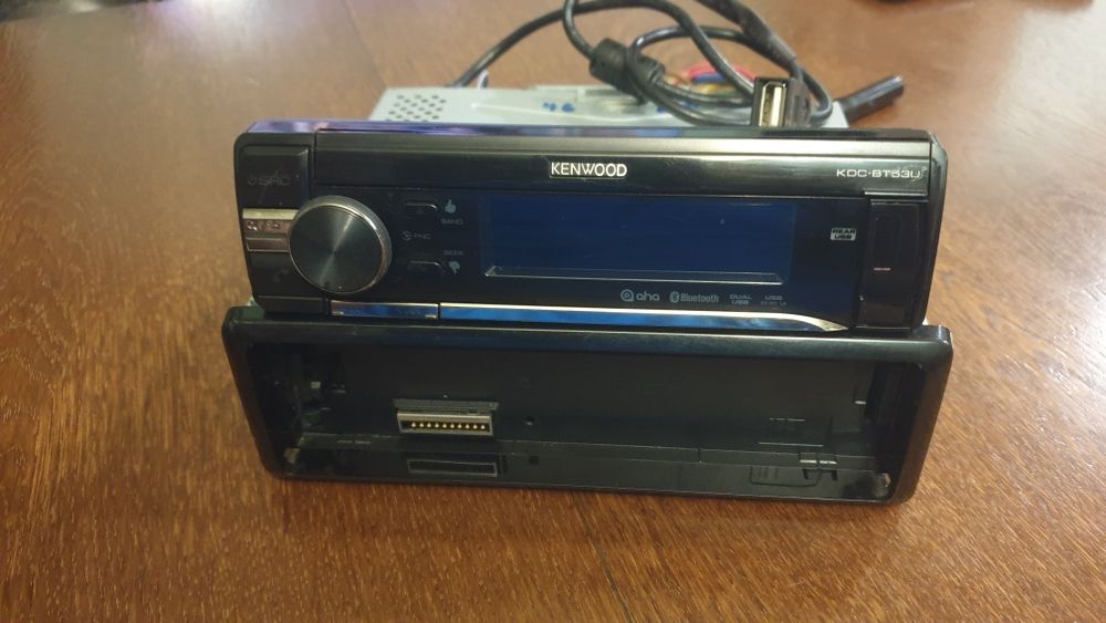Авто радио плеър музика за кола Кенуулд Kenwood CD MP-3 USB AUX Bluetooth Блутут Цветове