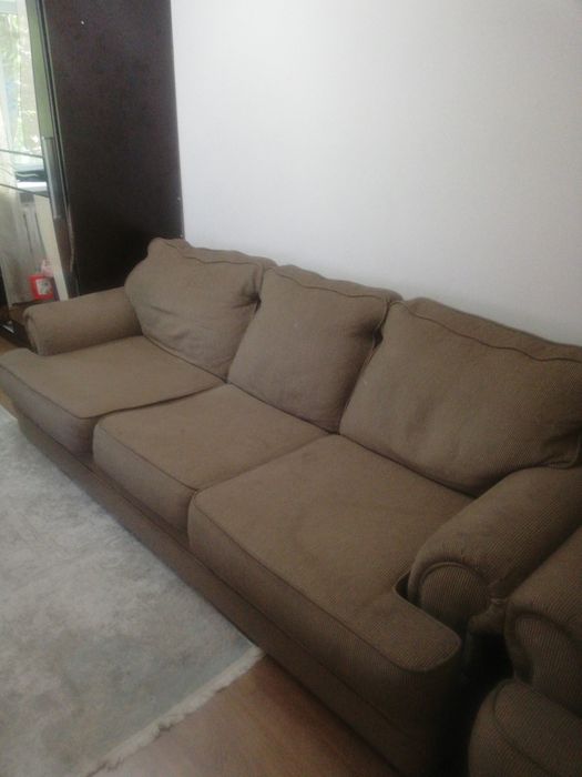 Продаётся хороший диван