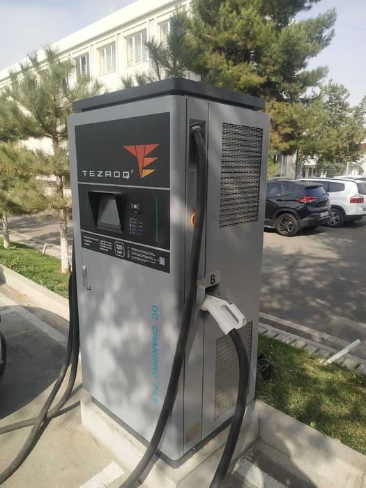 Зарядное устройство для электромобиля