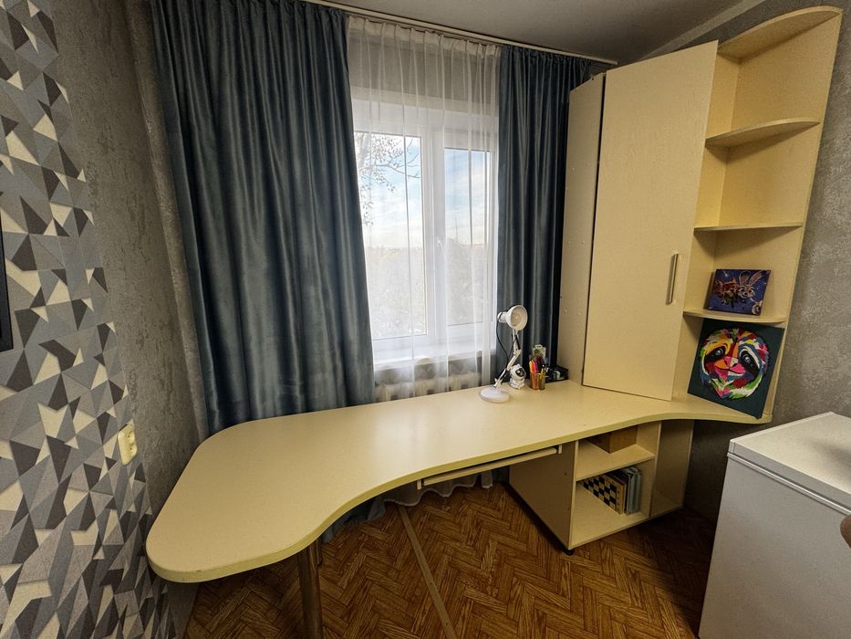 Стол ученический