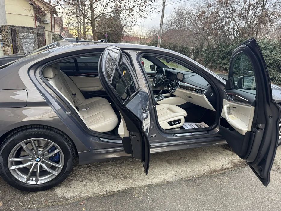 BMW 5 Series 2019 — imagine 3