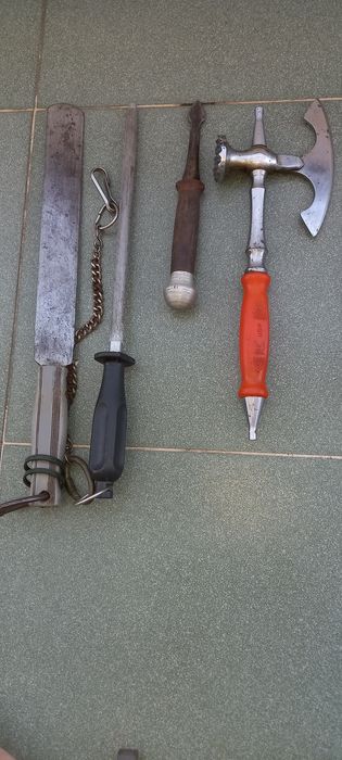 Ножове-войнишки ,ловни