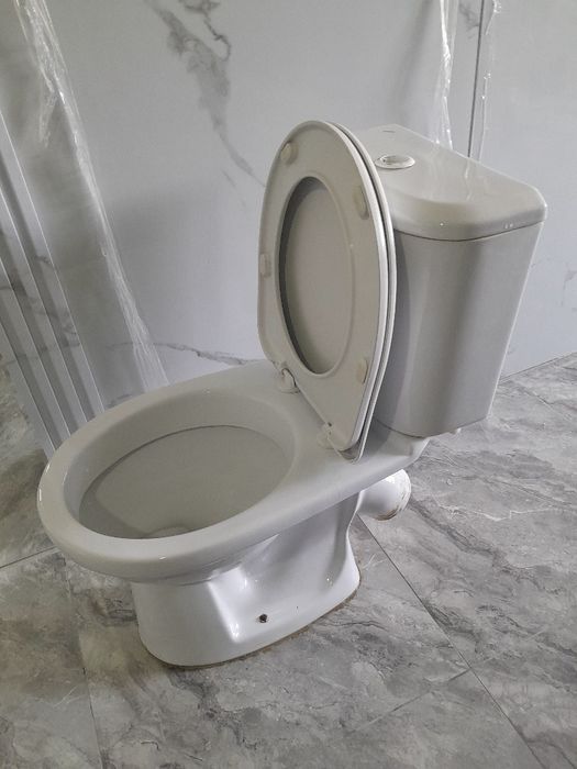 Продается унитаз