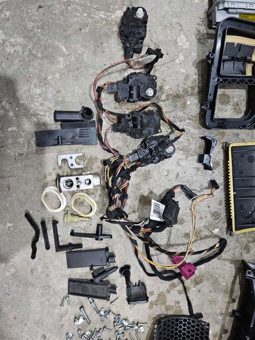 Piese Clima Mercedes C Classe W204 ventilator actuatoare capac clapeta