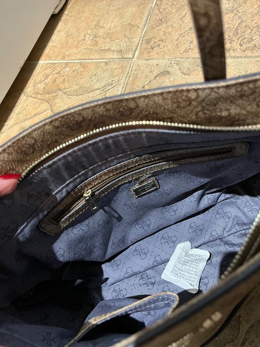 Guess оригинална, класическа чанта