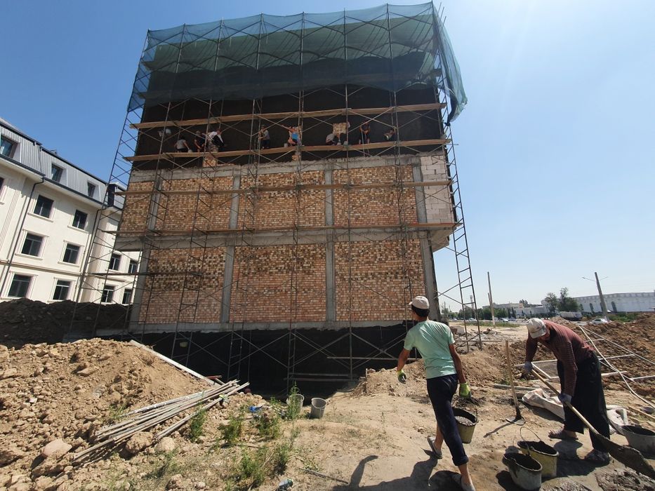 Леса аренда   lesa arenda opalubka 40/40 Teleskopicheskiy stoyka