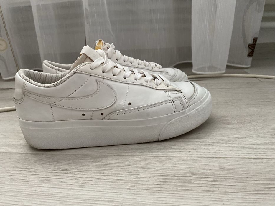 nike blazer low marimea 36,5