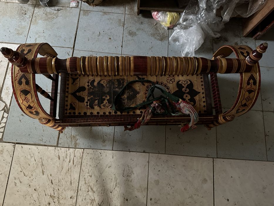 Продам казахский бесік