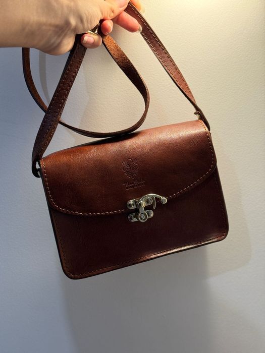 Кожаная коричневая сумка