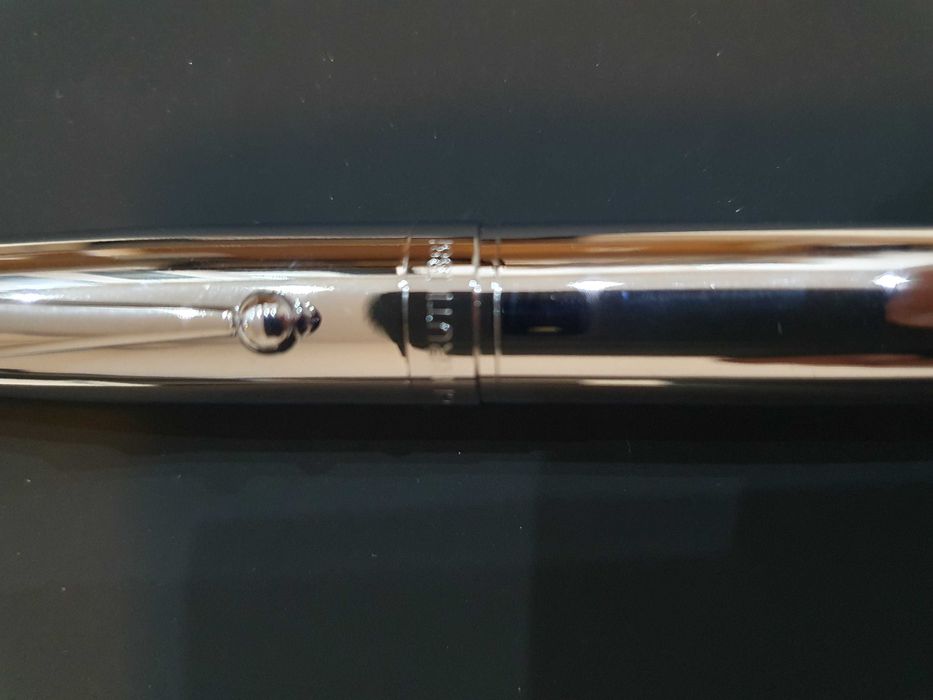 Луксозен подаръчен комплект CERRUTI  1881 - химикал и кожен тефтер