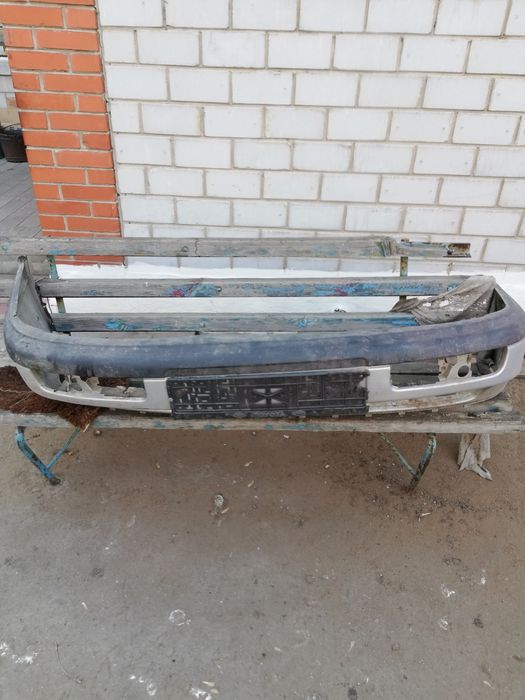 Бампер на пассат В-4