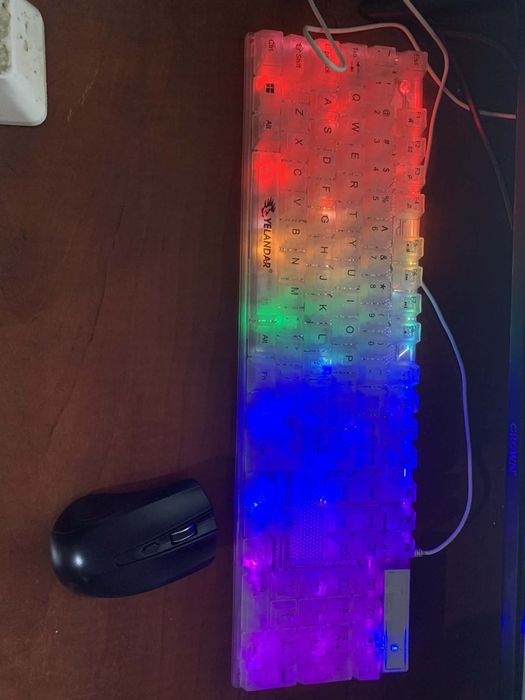 Продавам геймърски компютър