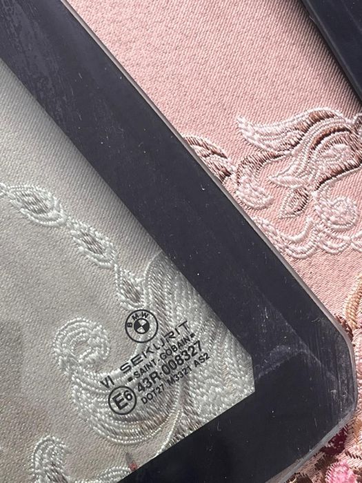 Стекла BMW E38 комплект