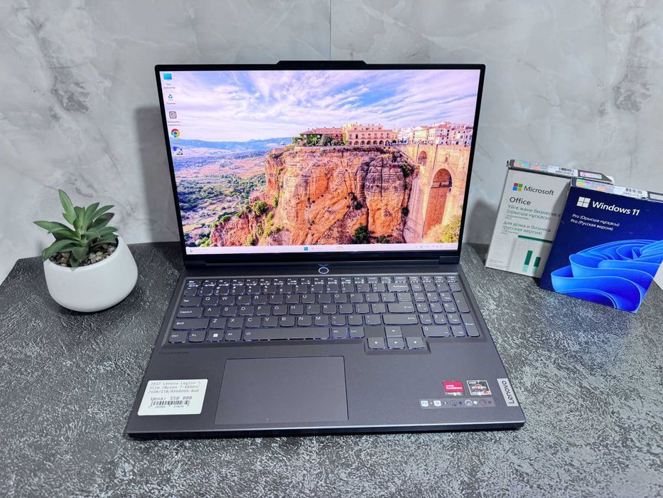 Игровой ноутбук Lenovo Legion Slim 5 /Ryzen 7-6800H/16GB/1TB/RX6800S