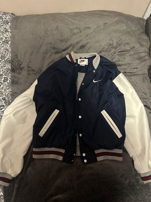 Nike мъжко яке L