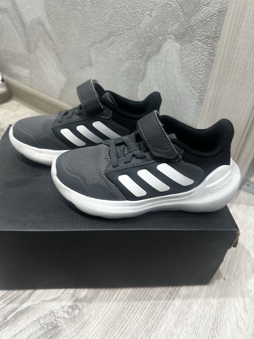 Кросовки Adidas оригинал