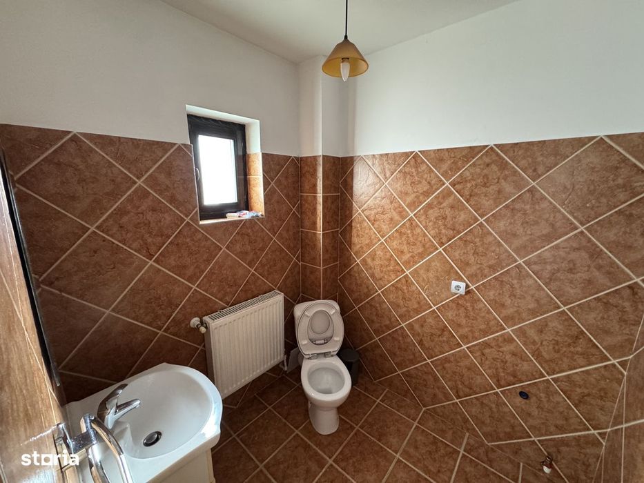 Aproape de Popas Pacurari! Pozitie buna! SEMI-MOBILATA! Vila 4 camere