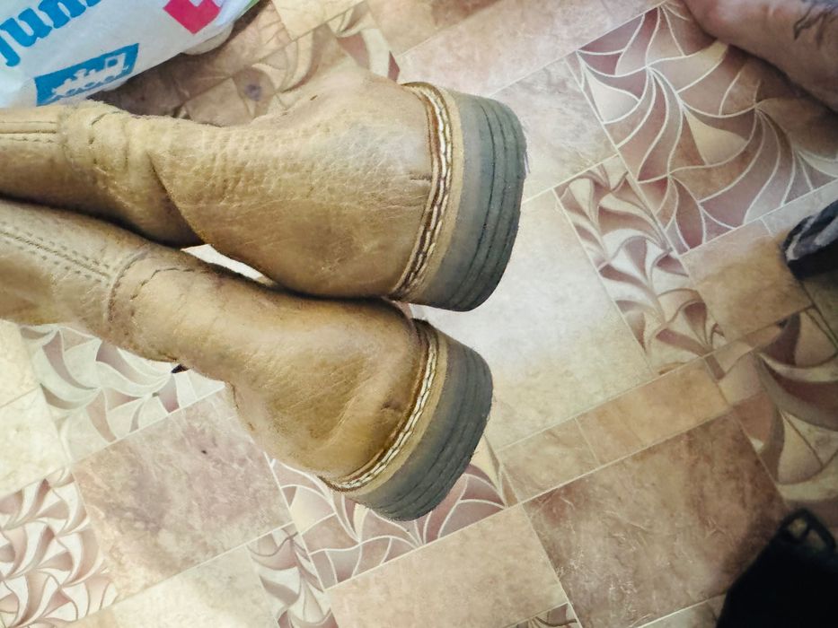 Италиански ботуши номер 41, естествена кожа