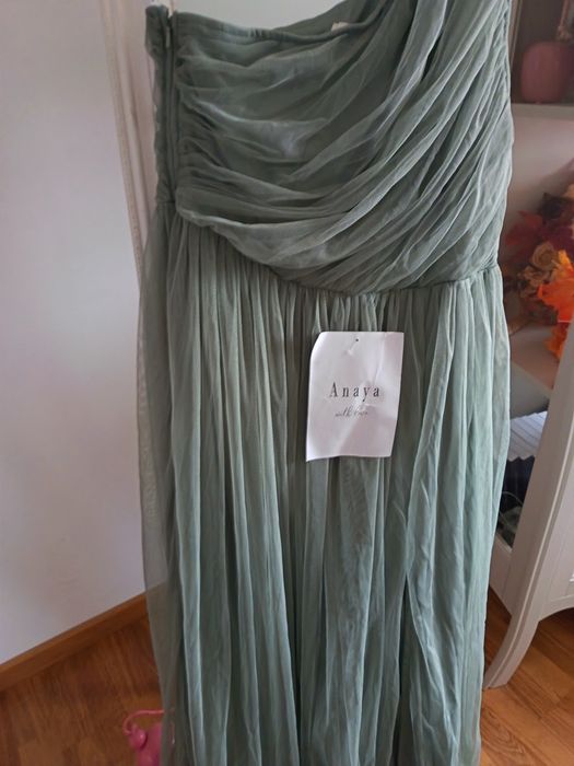 Rochita eleganta nou