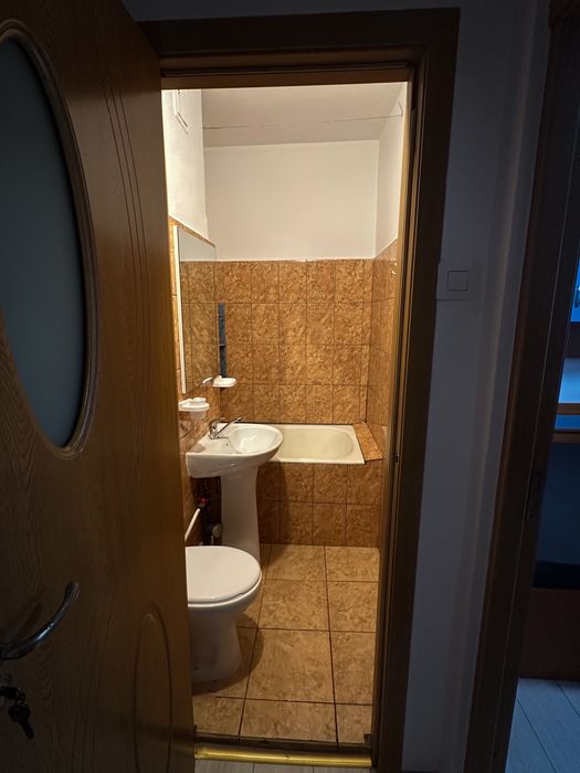 Închiriez Apartament 2 camere Trivale