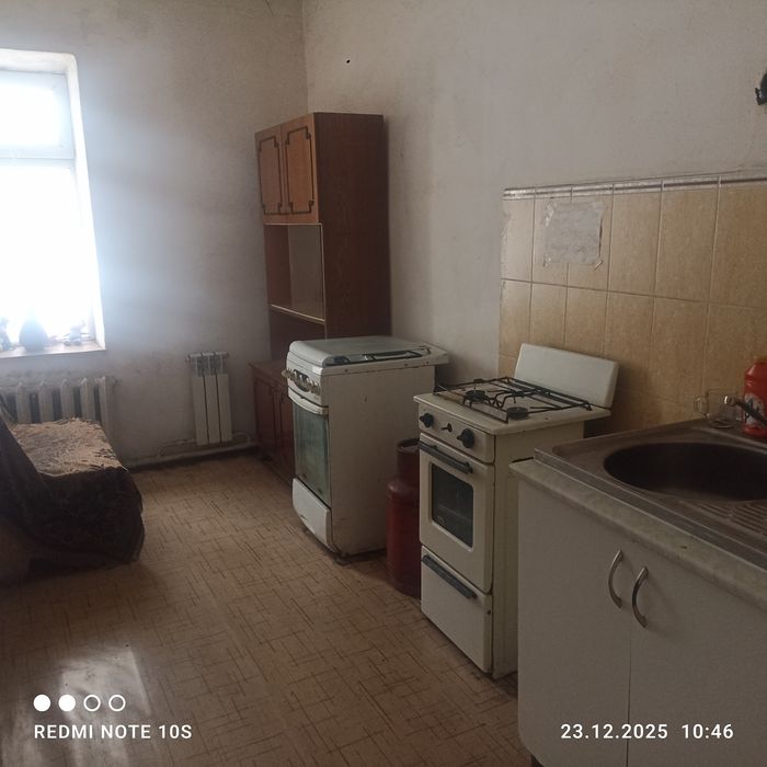 Комната общага, Новый рынок