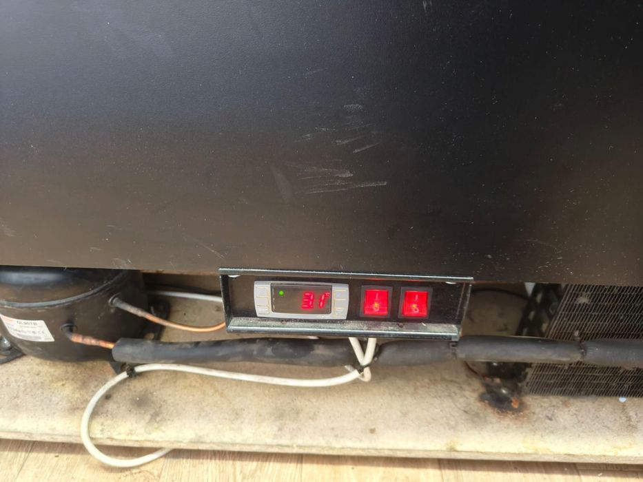 Холодильник состояние новый