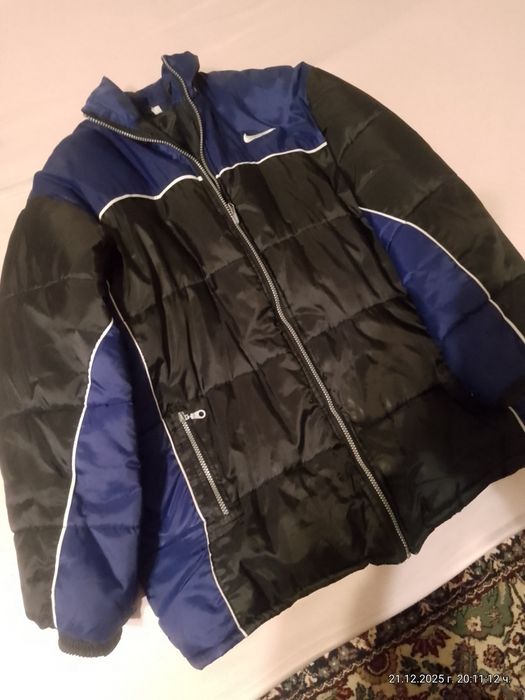 Зимно яке Nike размер L
