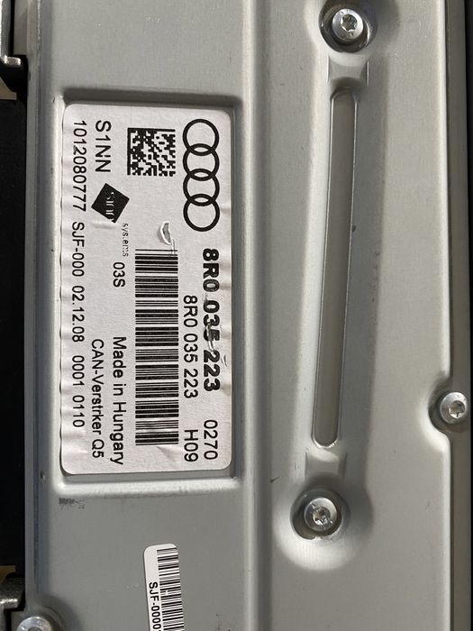 Statie / Amplificator Audi A4 A5 Q5 : 8T0035223AH / 8R0035223F