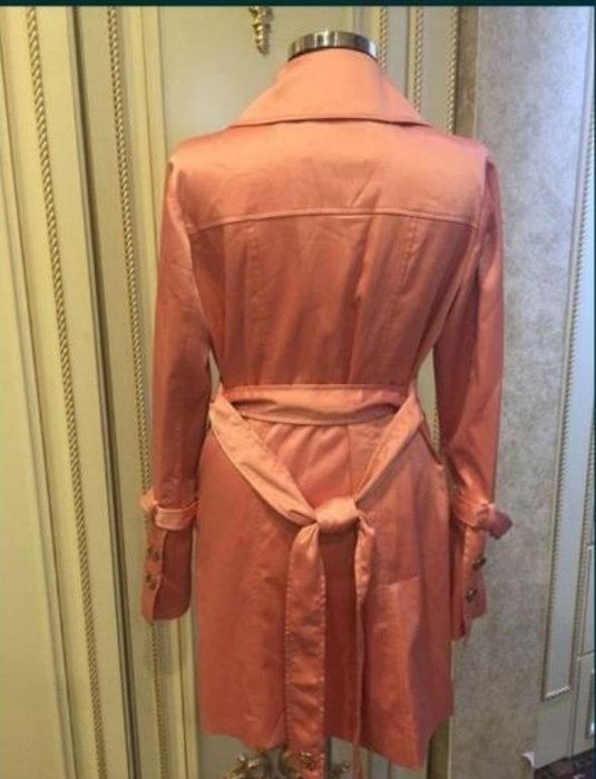 Пальто сюртук джинсовый,. Плащь атлас.