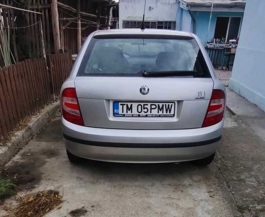 Vând Skoda Fabia  1.2