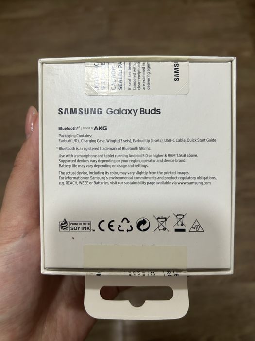Наушники Samsung Galaxy Buds б/у