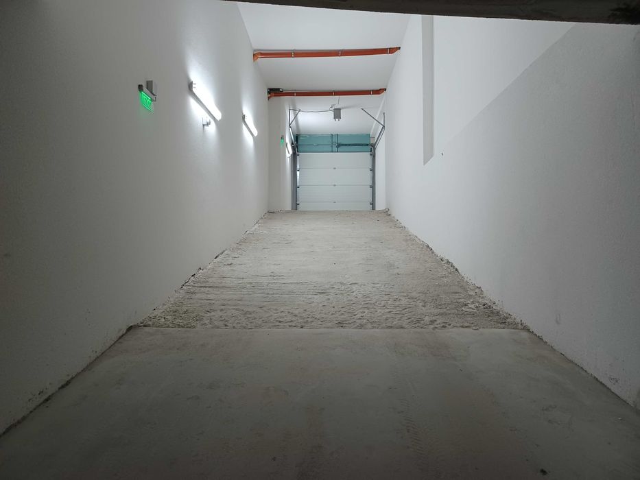 Дава се под наем Гараж / Паркомясто в Варна, Възраждане 2 - 12 кв.м за 17000 € - Снимка #4