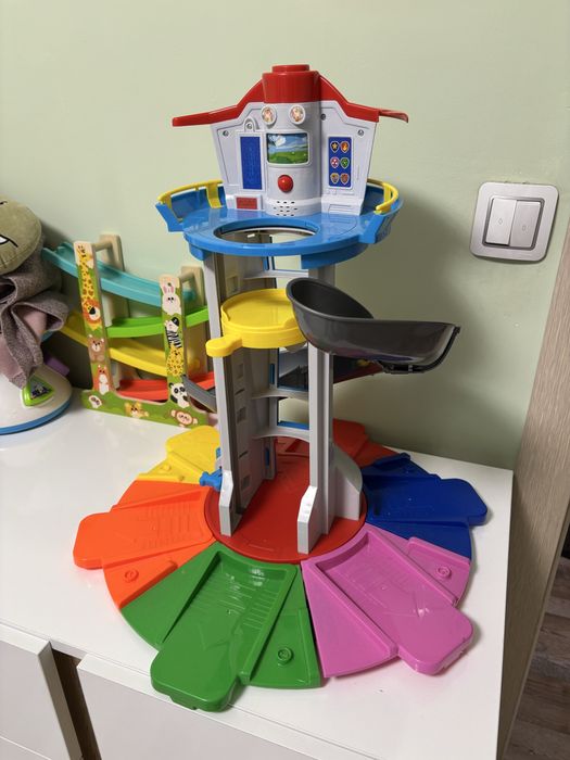 Пес патрул писта и играчки