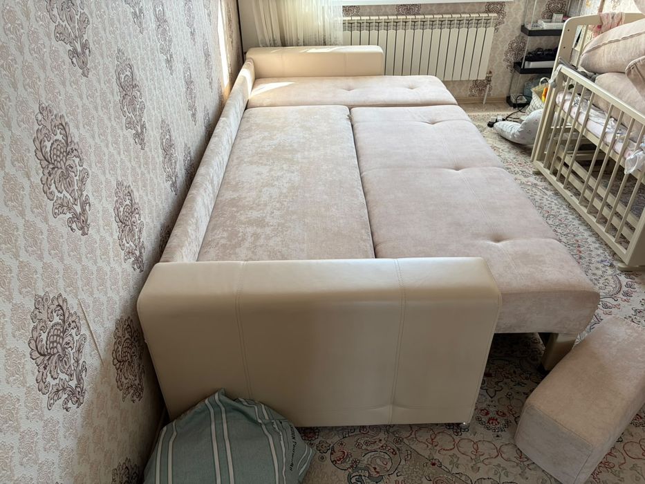 Продам угловой Диван в отличном состоянии