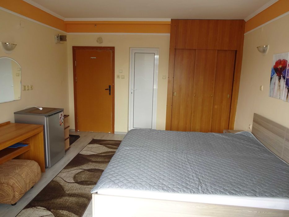 Дава се под наем Едностаен апартамент в Варна, Левски - 28 кв.м за 178.5 € - Снимка #4