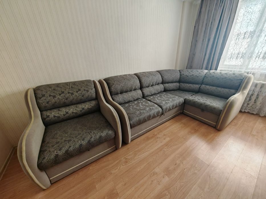 Продам диван угловой в отс
