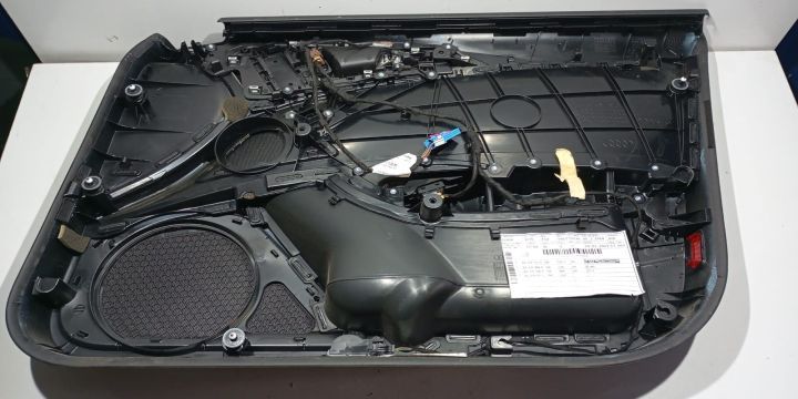 Tapiterie usa stanga fata ( de Anglia ) 4G1867105 Audi A6 4G/C7 [2010